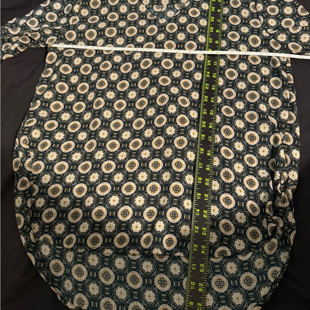 Alice Blue for Stitch Fix Forest Green Medallion Mandala print hi low blouse - Picture 4 of 6